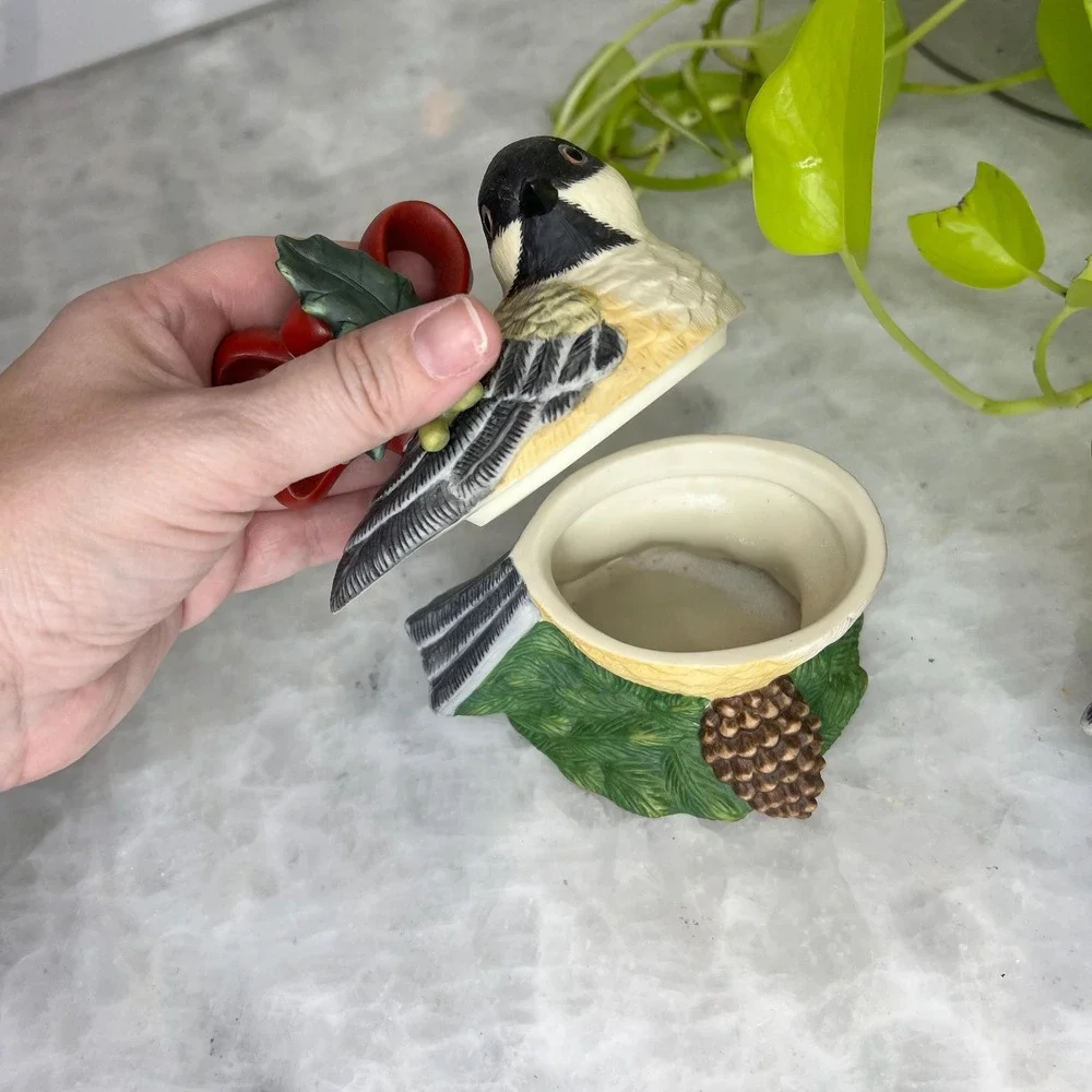 Lenox Winter Greetings Chickadee Sugar Bowl & Creamer Set